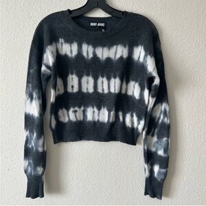 DKNY Jeans Black/White Tie Dye Long Sleeve Cropped Sweater Size small. Boxy
